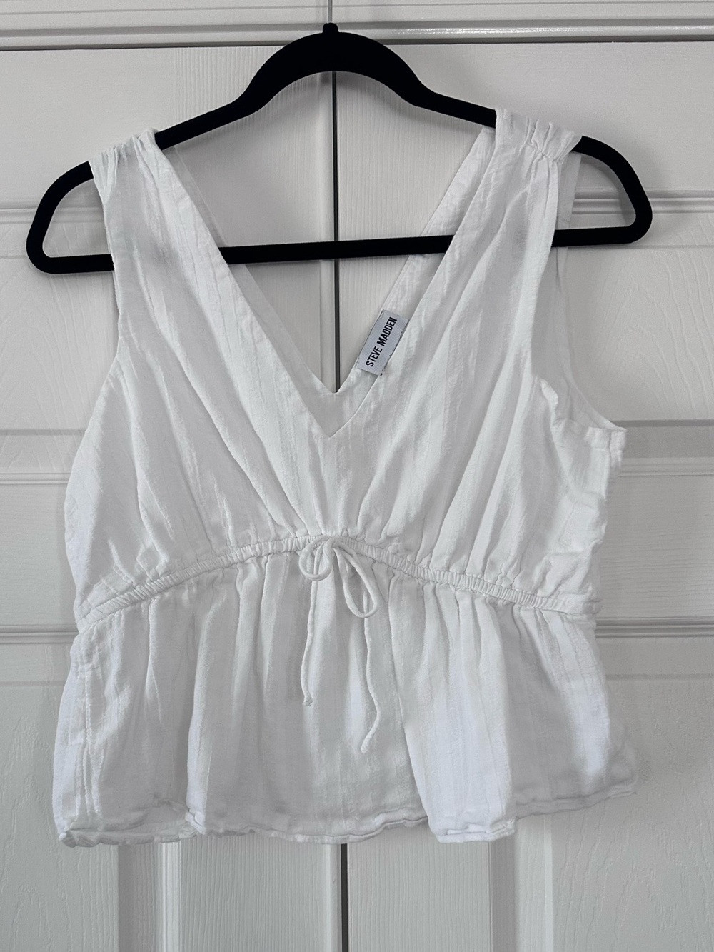 Steve Madden White Textured V-Neck Peplum Top Size Large